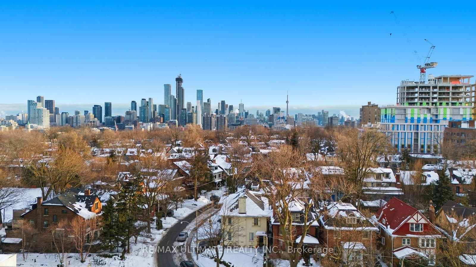 #811 - 111 St Clair Avenue W