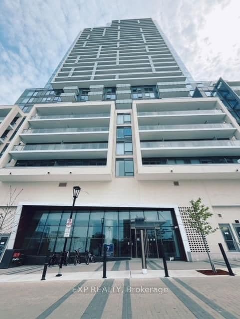 #N735 - 7 Golden Lion Heights