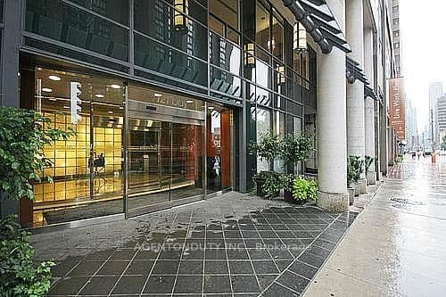 #701 - 1121 Bay Street