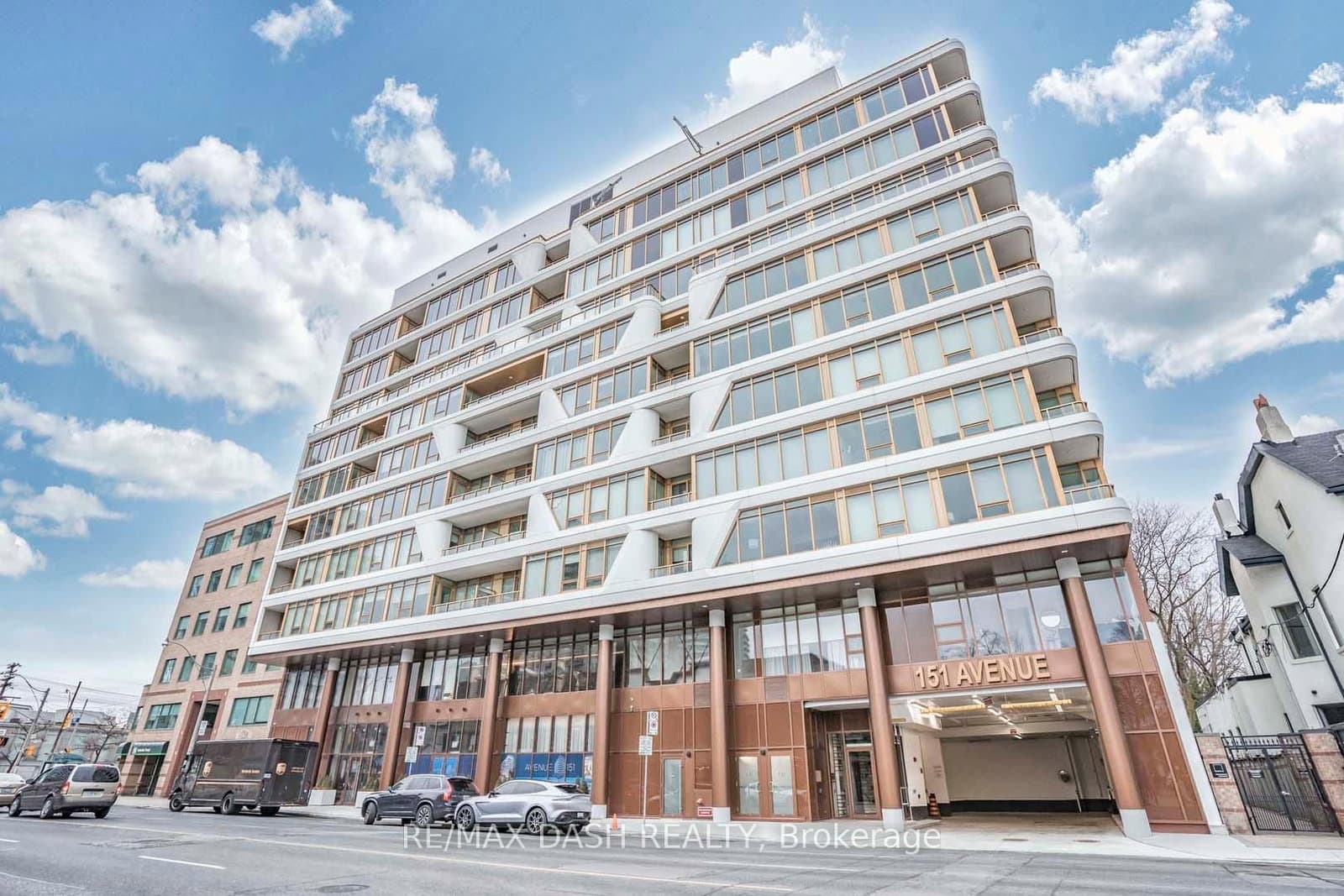 151 Avenue Road, Unit 205