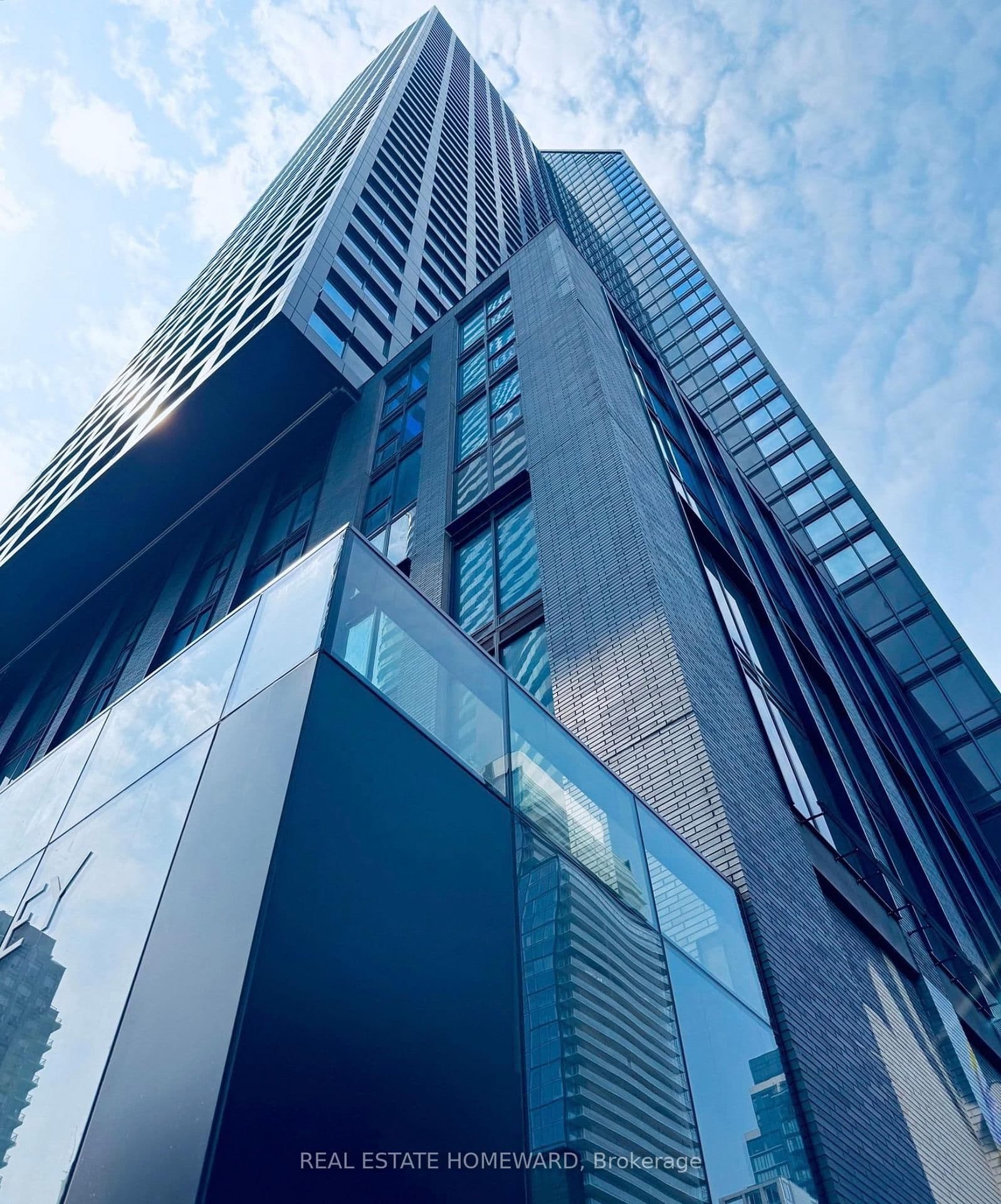 8 Wellesley Street W, Unit 4505