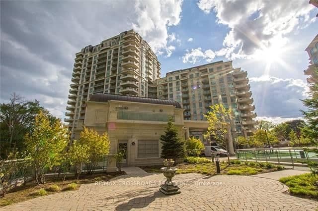 #716 - 10 Bloorview Place