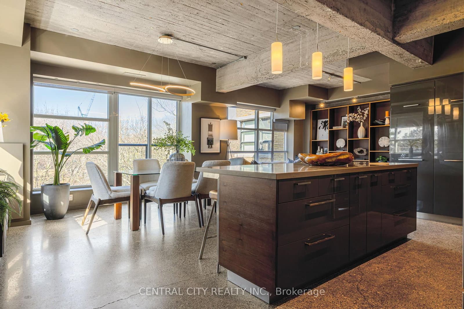 #303 - 833 King Street W