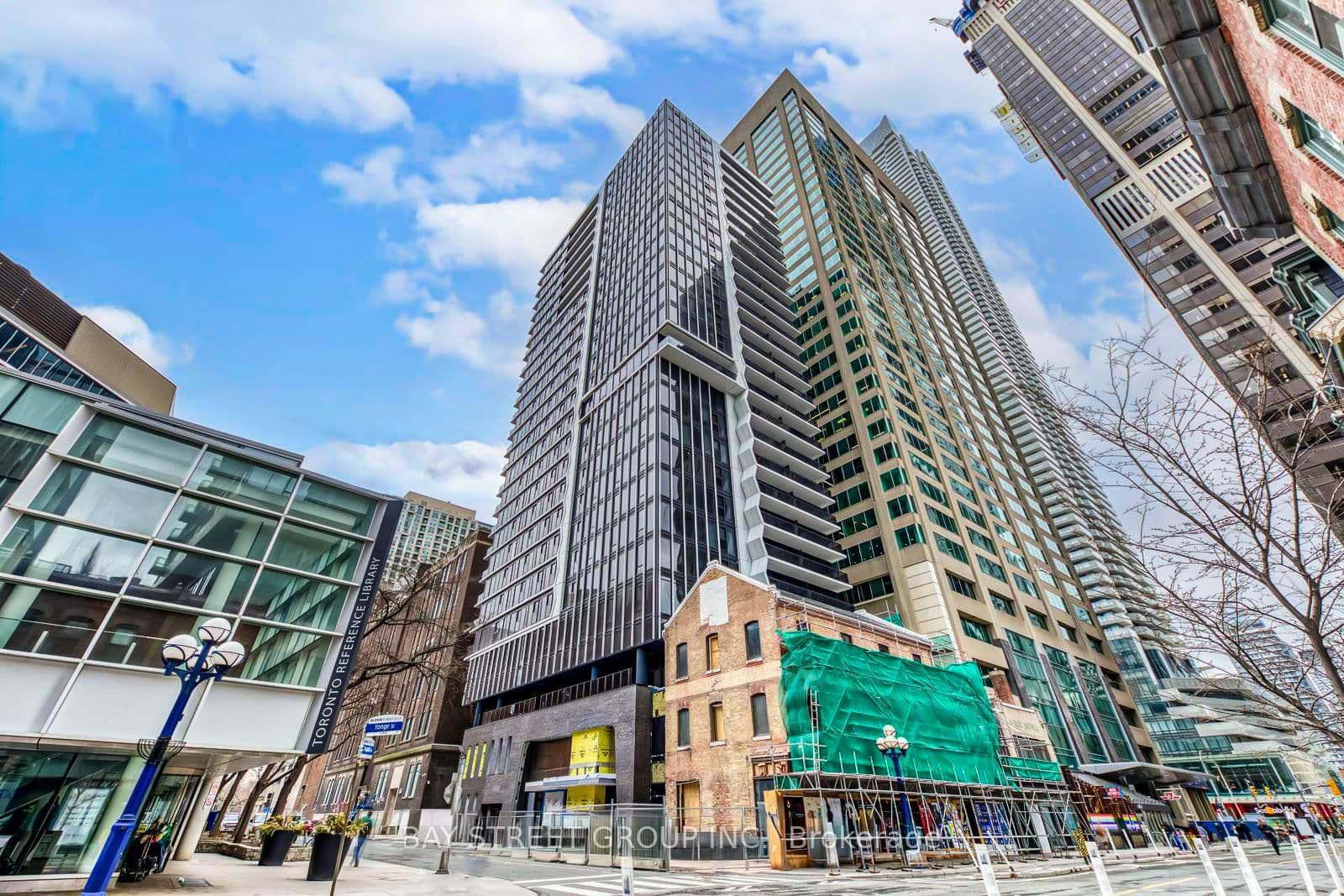 #1906 - 771 Yonge Street