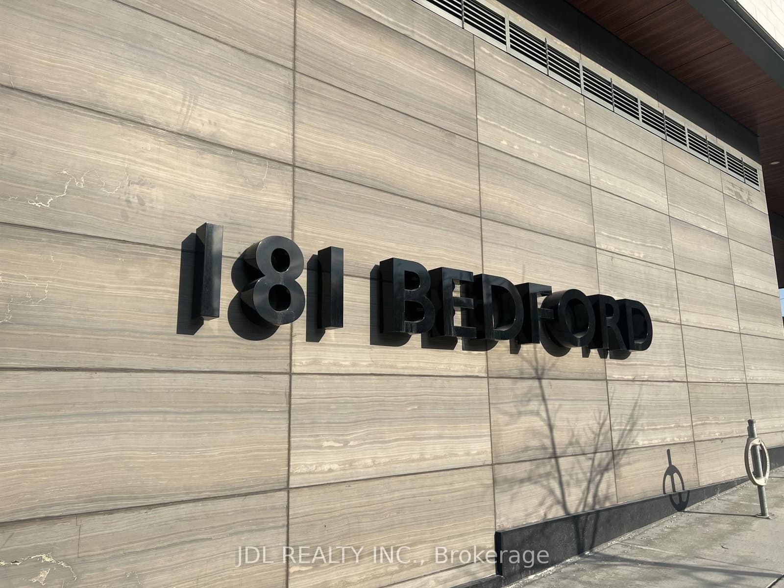 181 Bedford Avenue N, Unit 1608