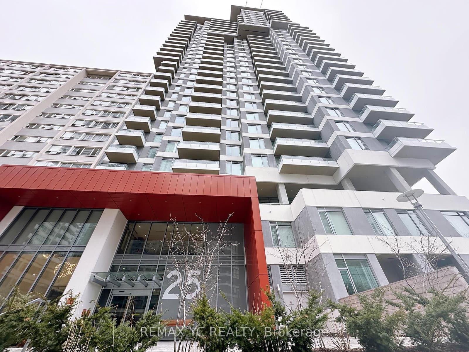 25 Holly Street, Unit 2403