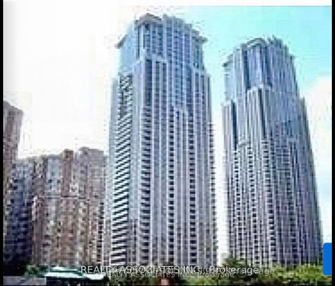 #2602 - 761 Bay Street