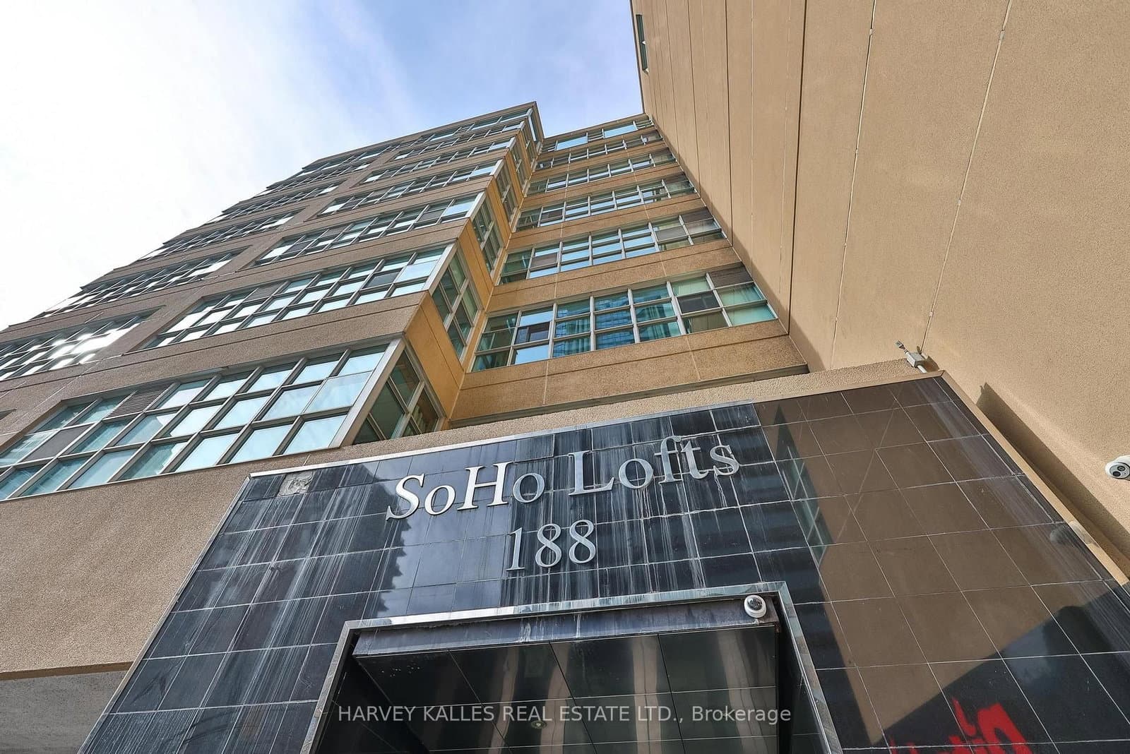 #412 - 188 Eglinton Avenue E