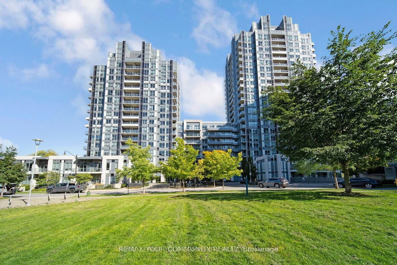 #1129 - 120 Harrison Garden Boulevard