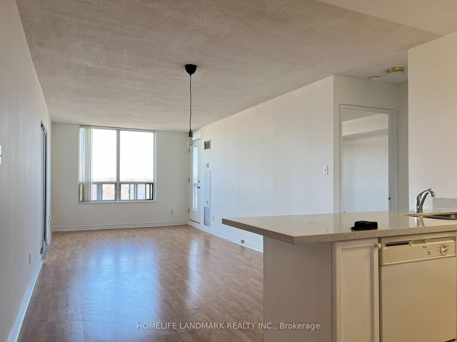 #909 - 28 Empress Avenue