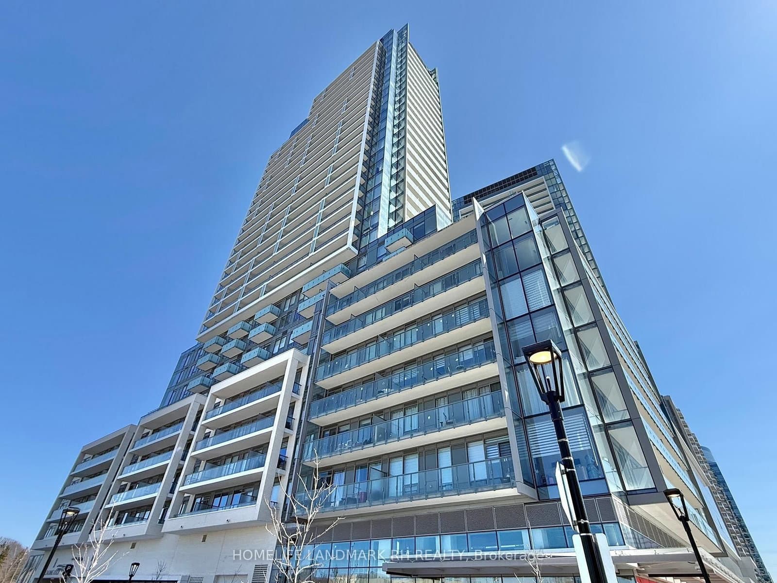 #N1013 - 7 Golden Lion Heights