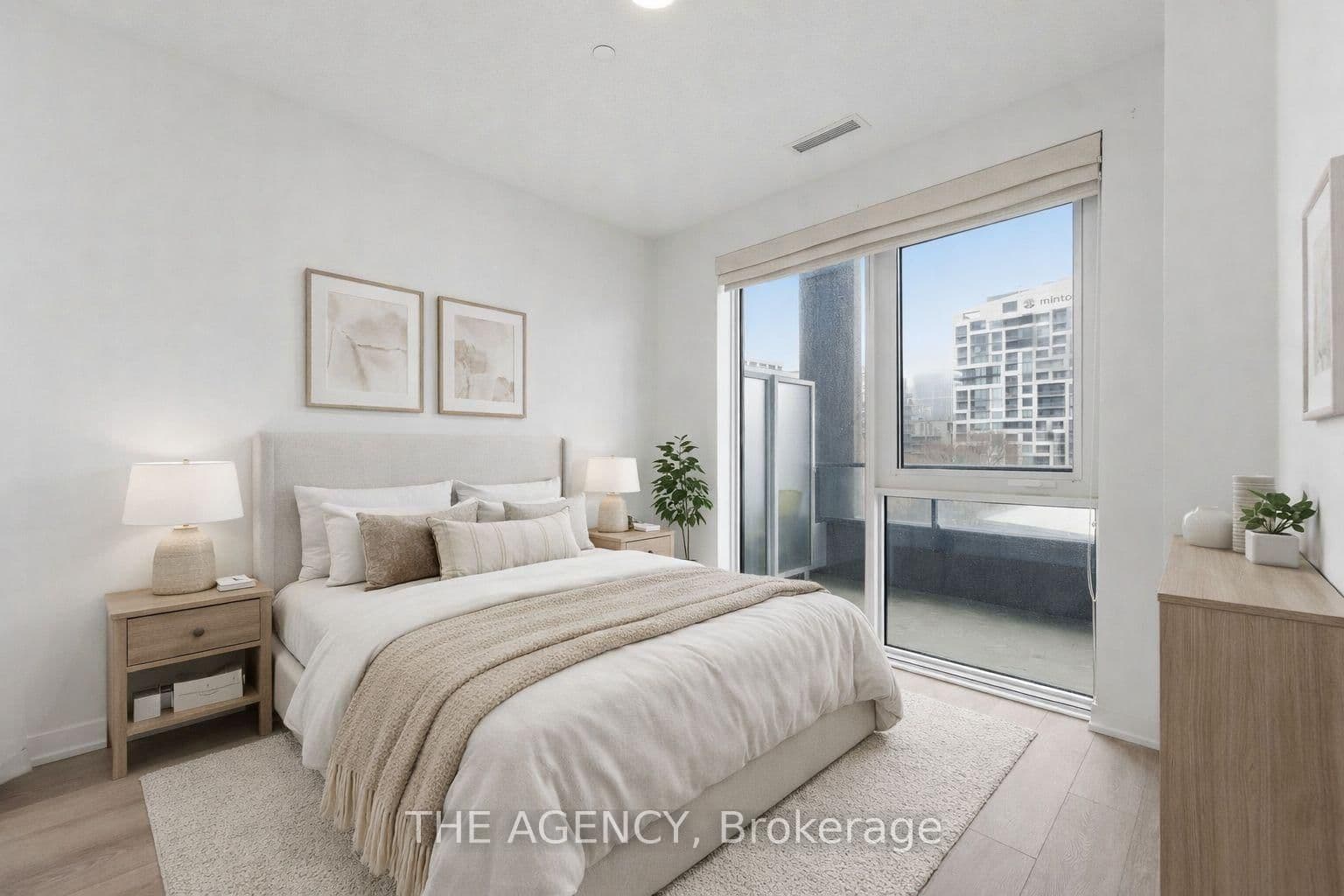 #511 - 9 Tecumseth Street