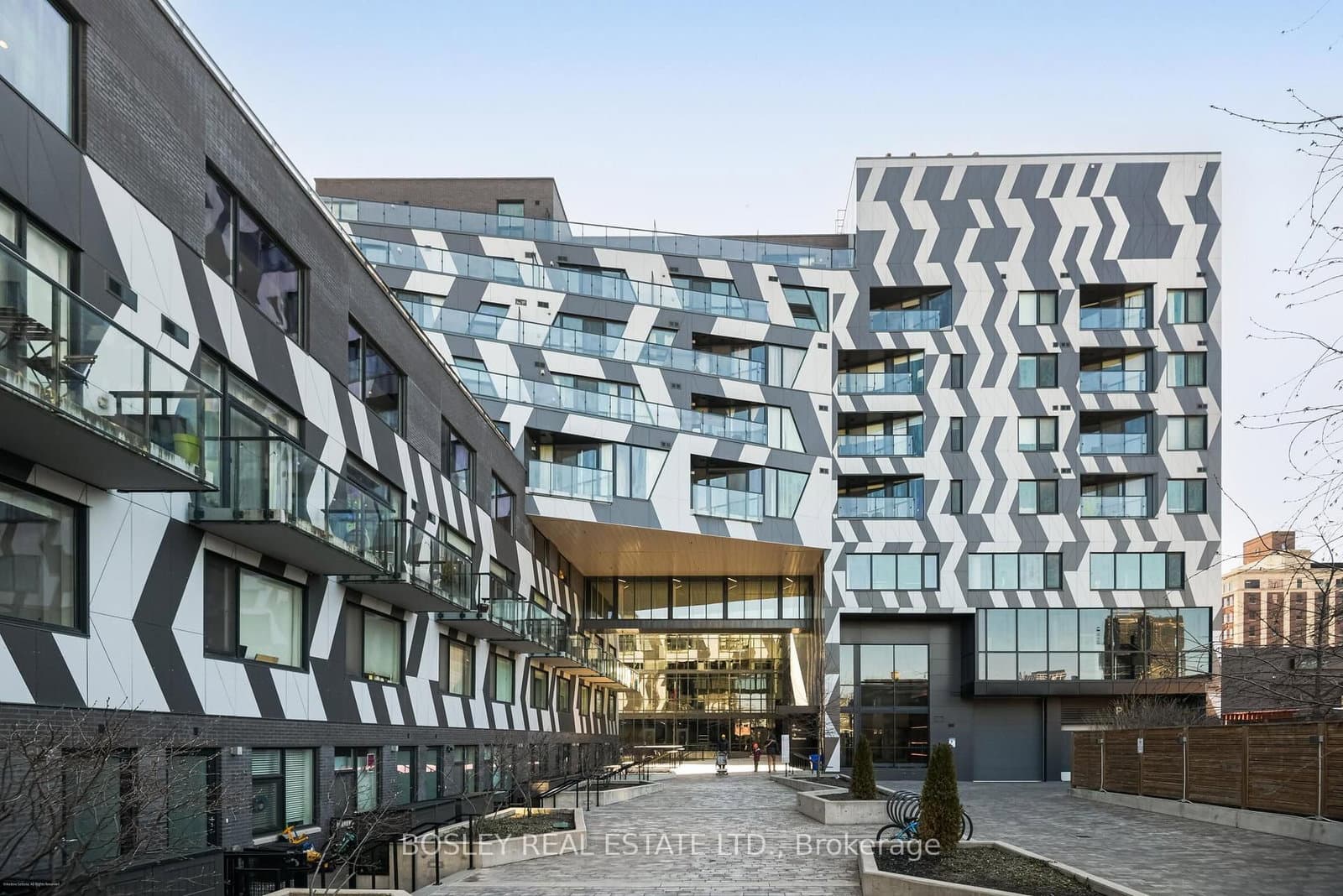 138 St Helen's Avenue, Unit Ph9