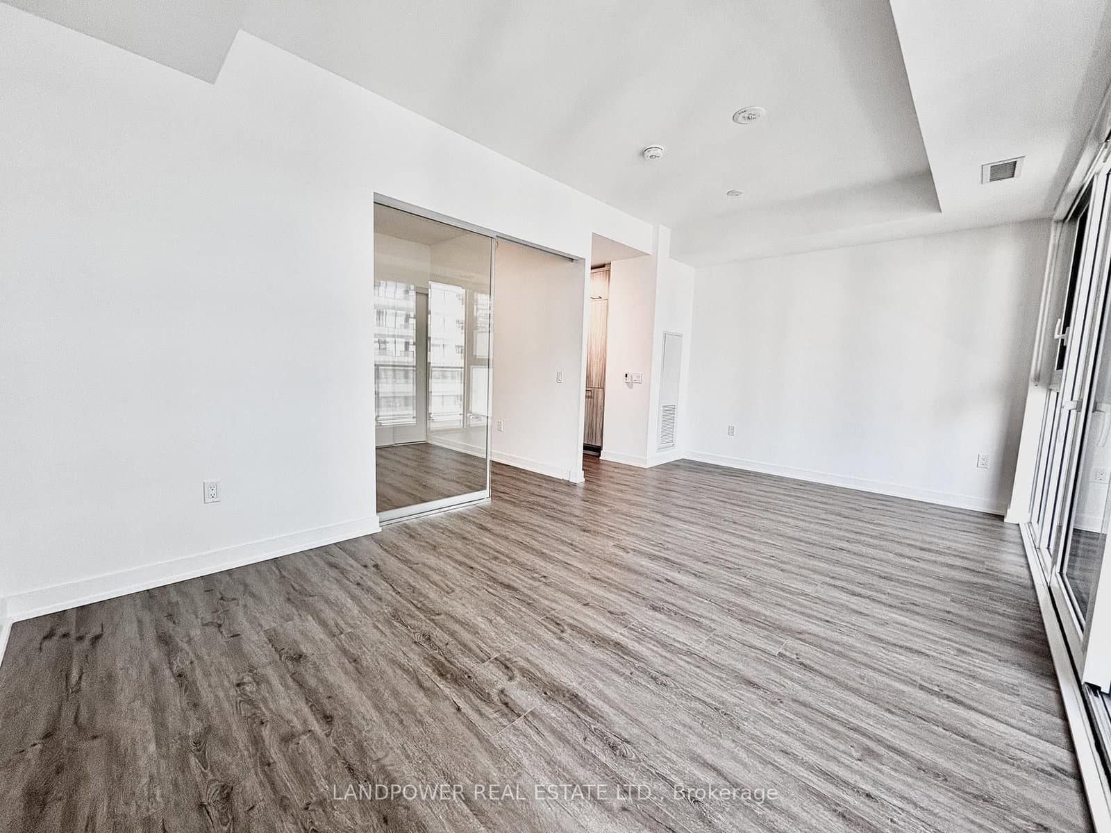 #2302 - 634 Church Street