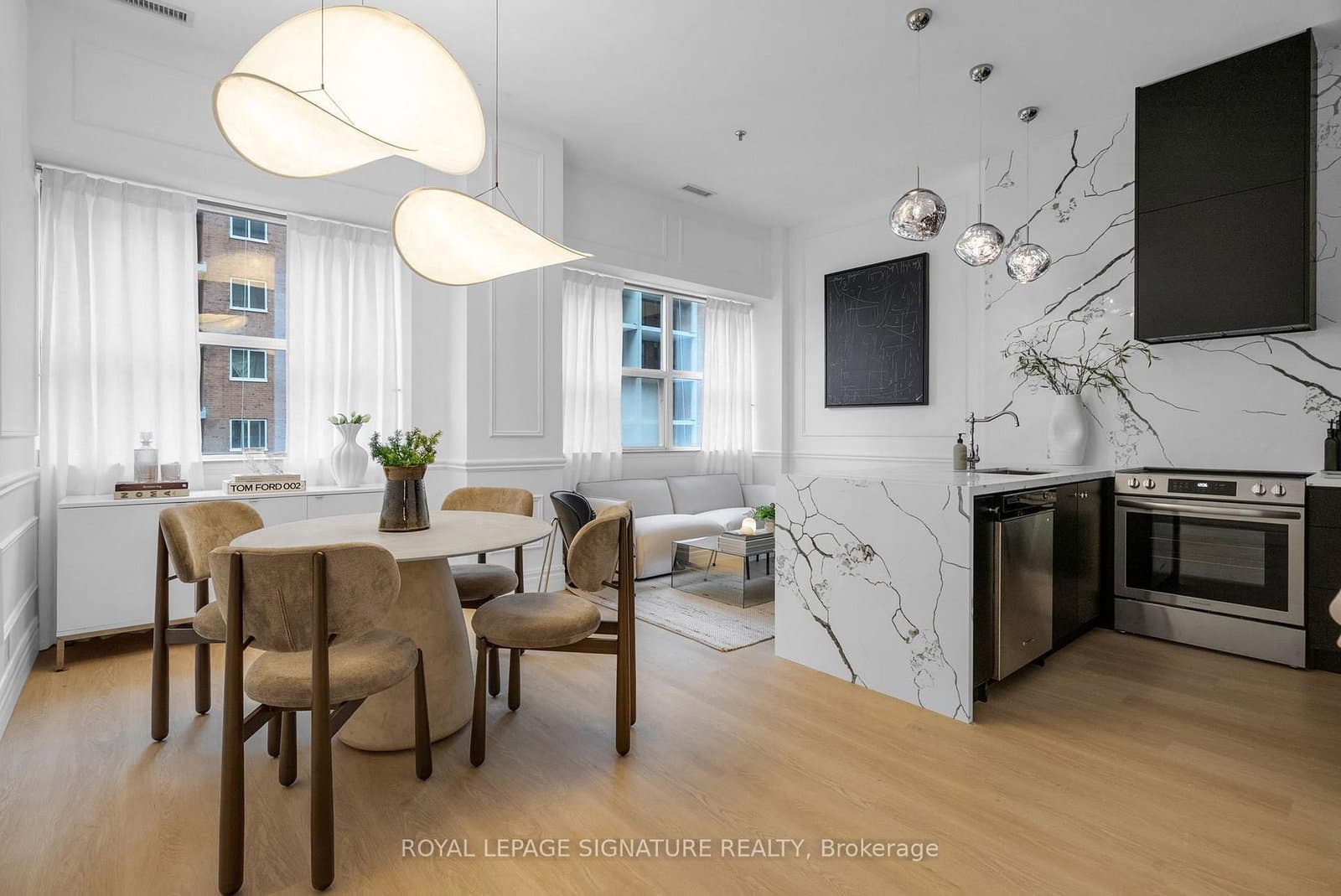 700 King Street, Unit 403