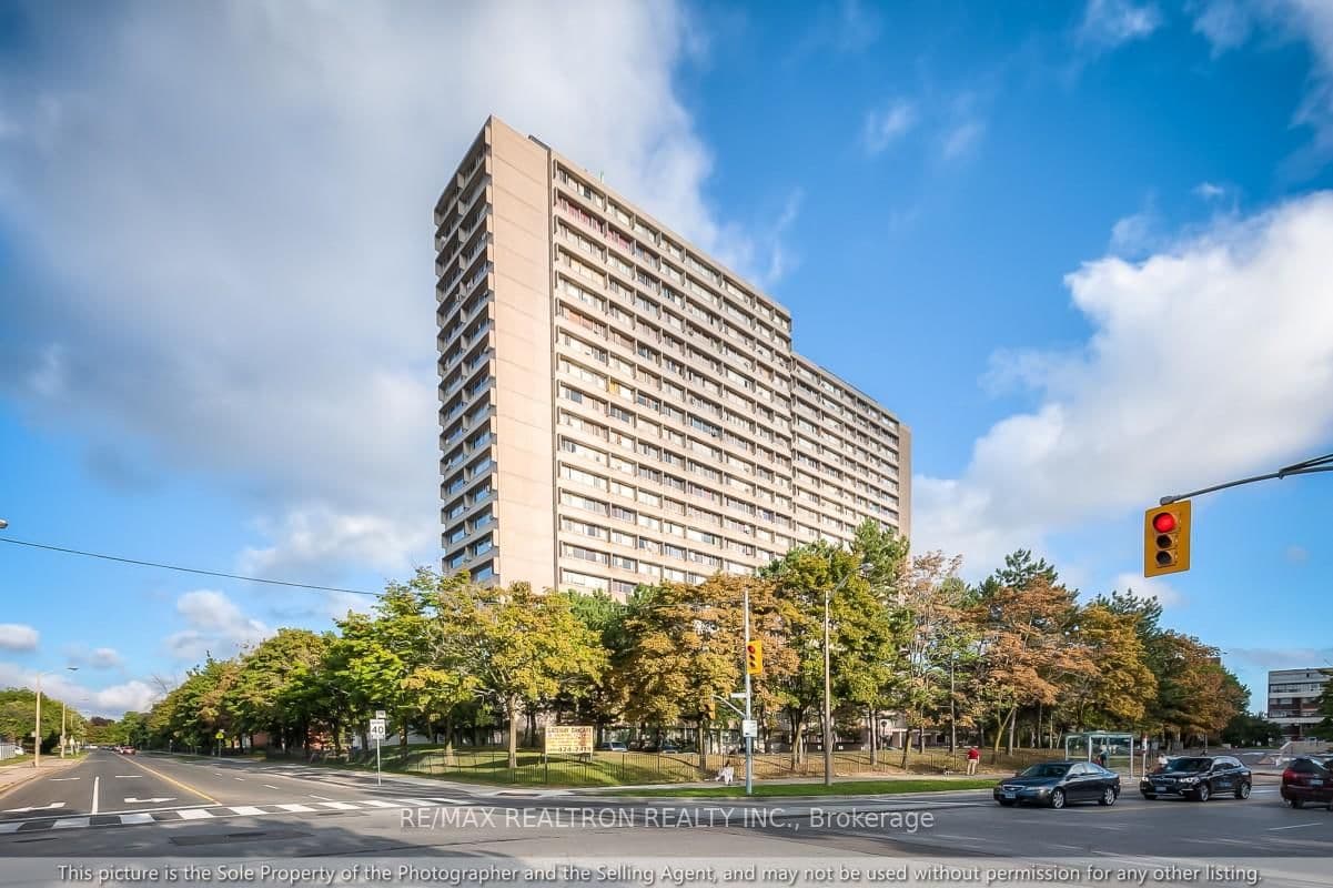 #1401 - 100 Leeward Glenway