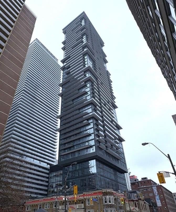 #1102 - 634 Church Street