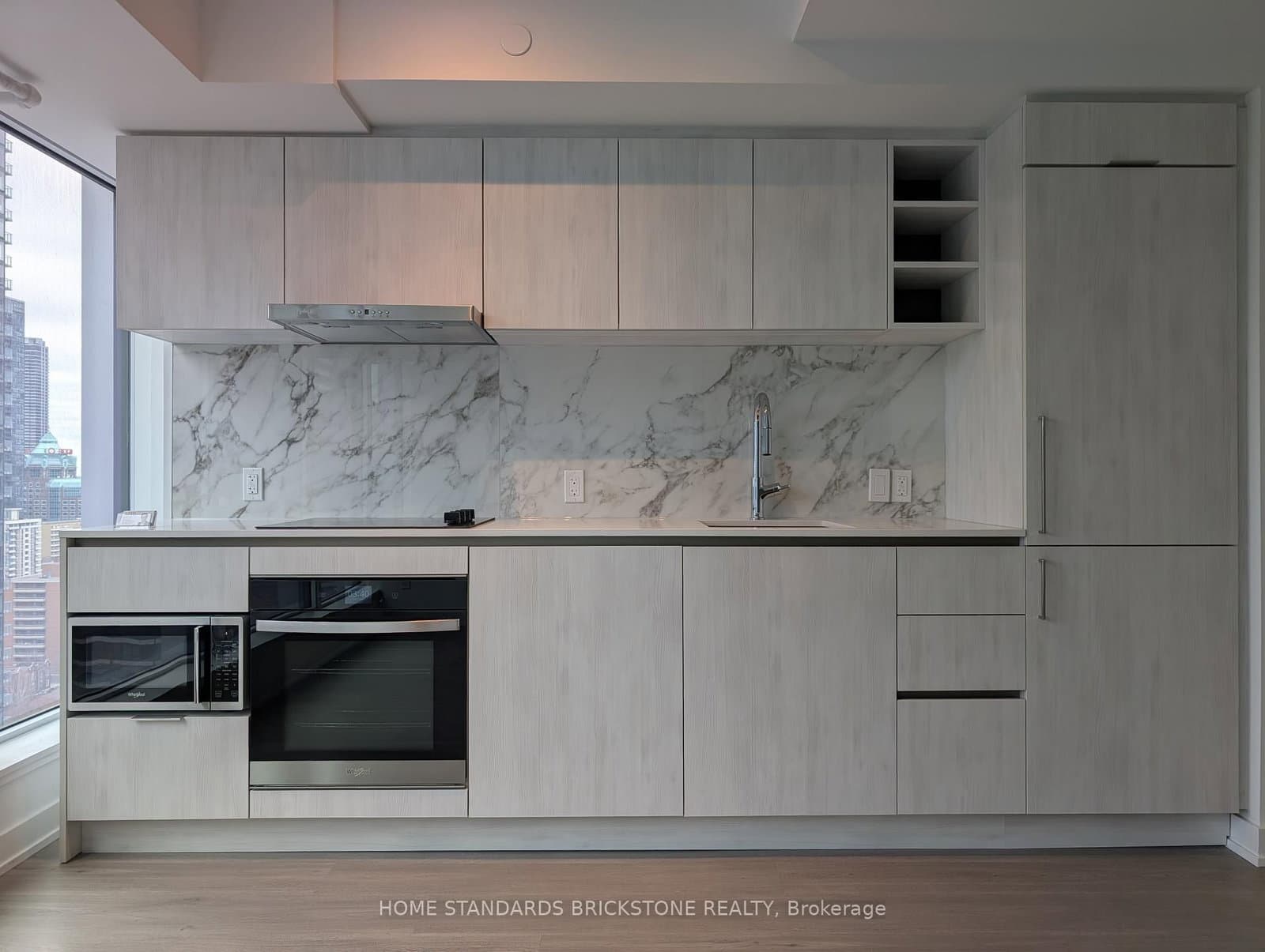 8 Wellesley Street W, Unit 2505