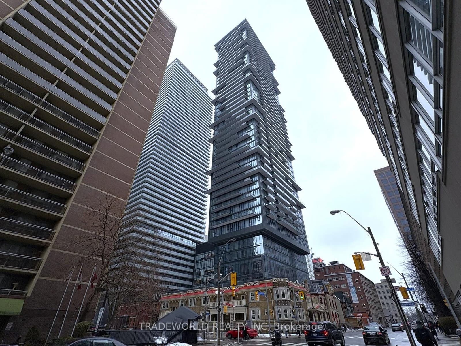 #1111 - 634 Church Street