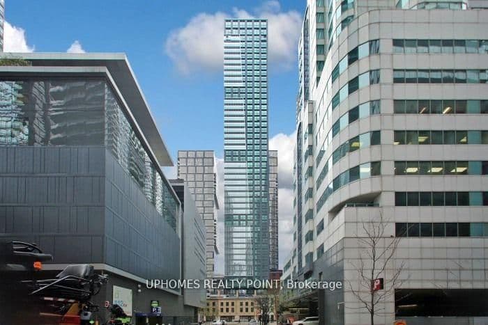 327 King Street W, Unit 4501