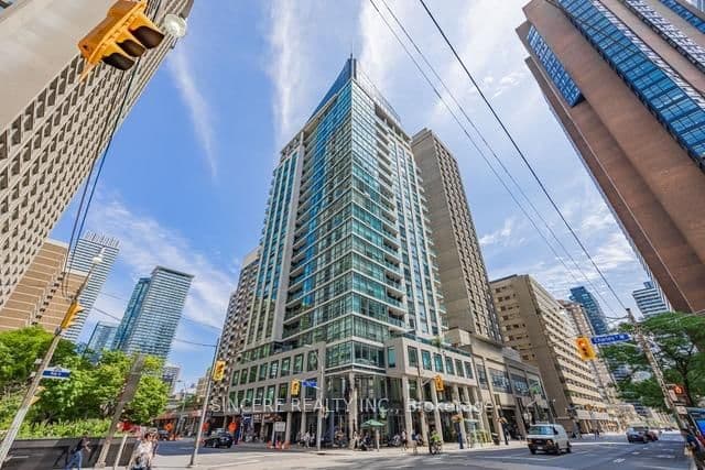 #1701 - 1121 Bay Street