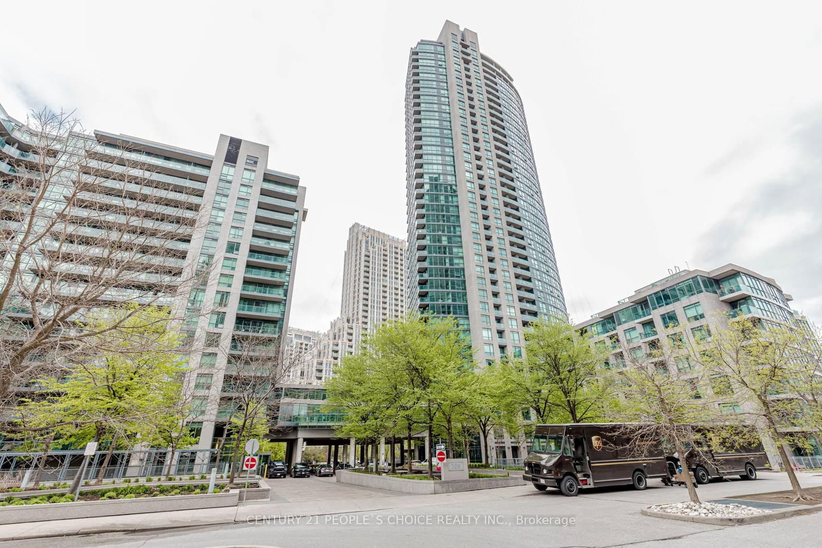 #1611 - 215 Fort York Boulevard