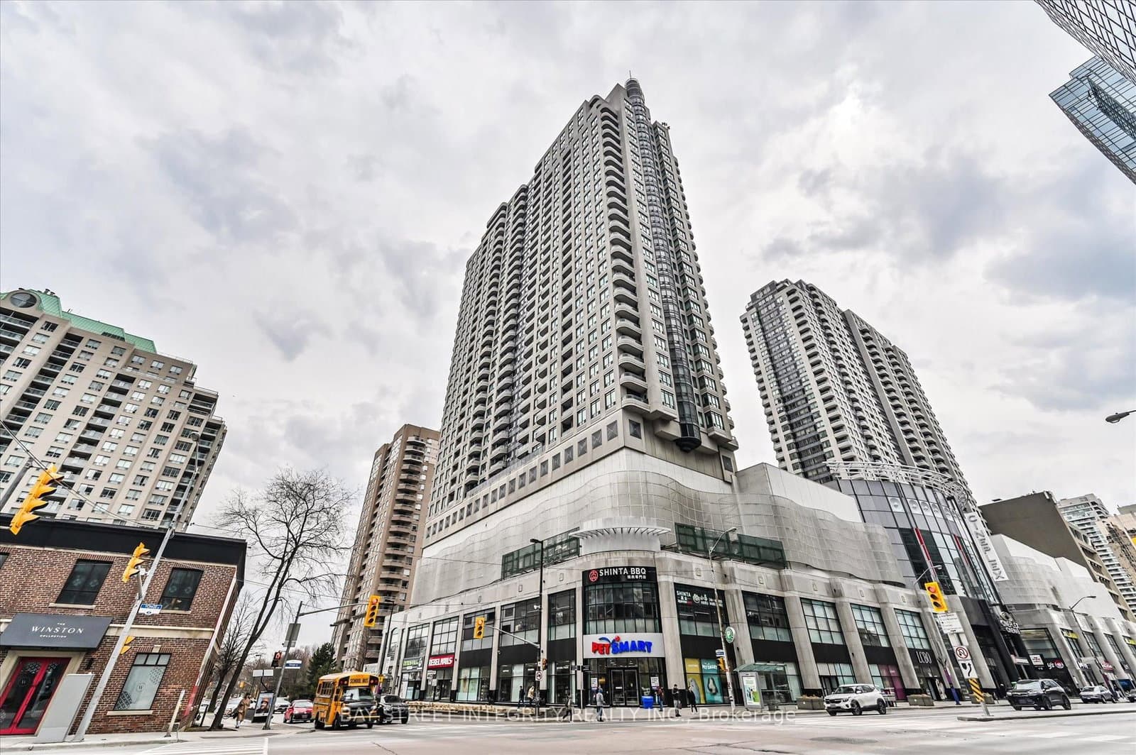 #1909 - 33 Empress Avenue