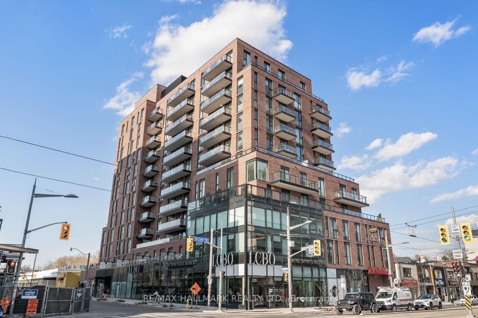 185 Alberta Avenue, Unit 907