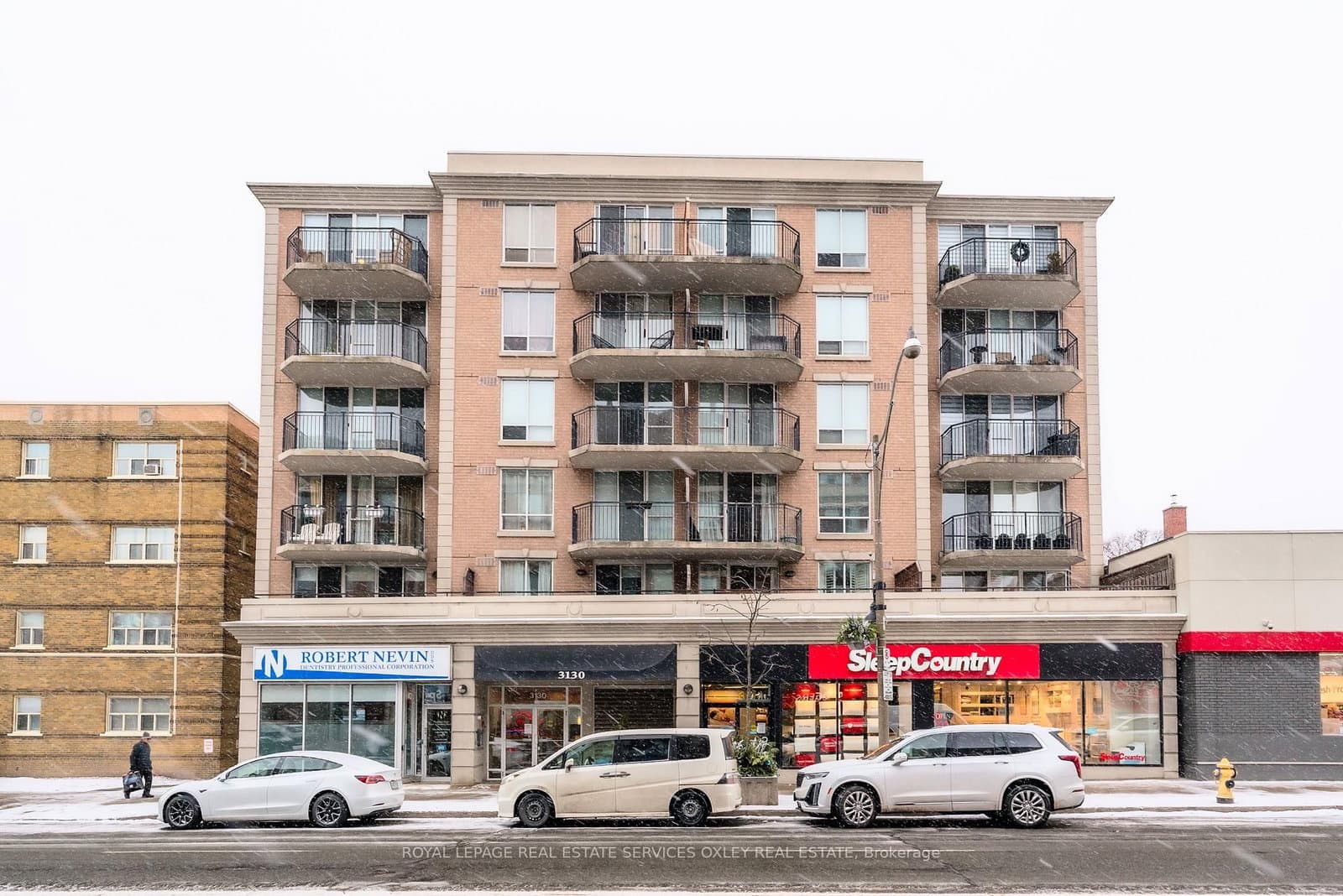 #202 - 3130 Yonge Street