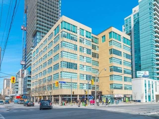#PH07 - 188 Eglinton Avenue E