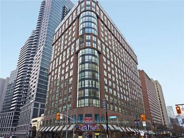#816 - 7 Carlton Street
