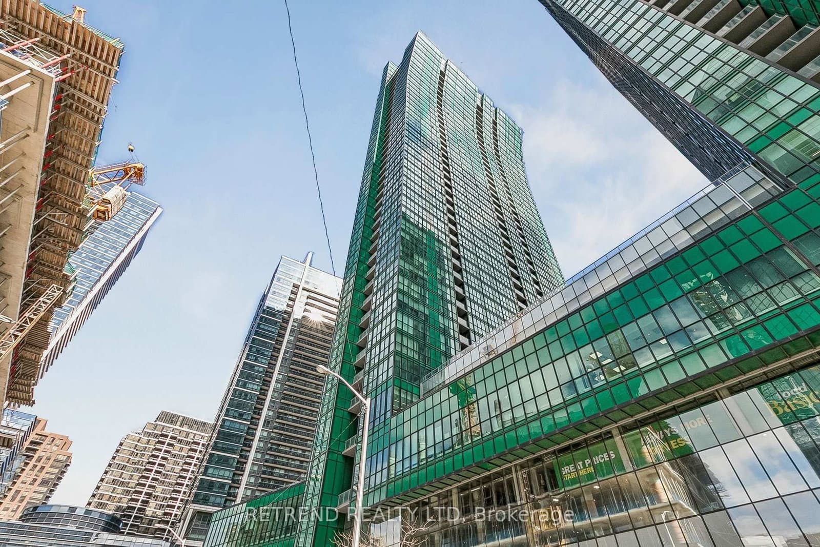 #3805 - 9 Bogert Avenue