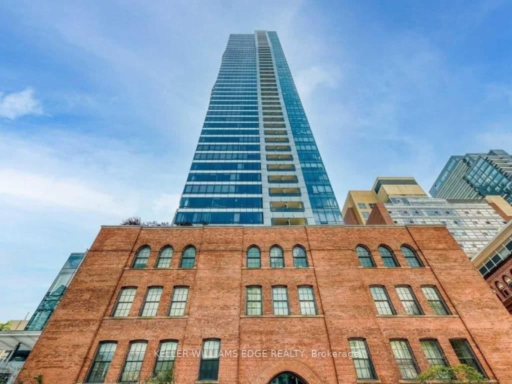 #315 - 5 St. Joseph Street