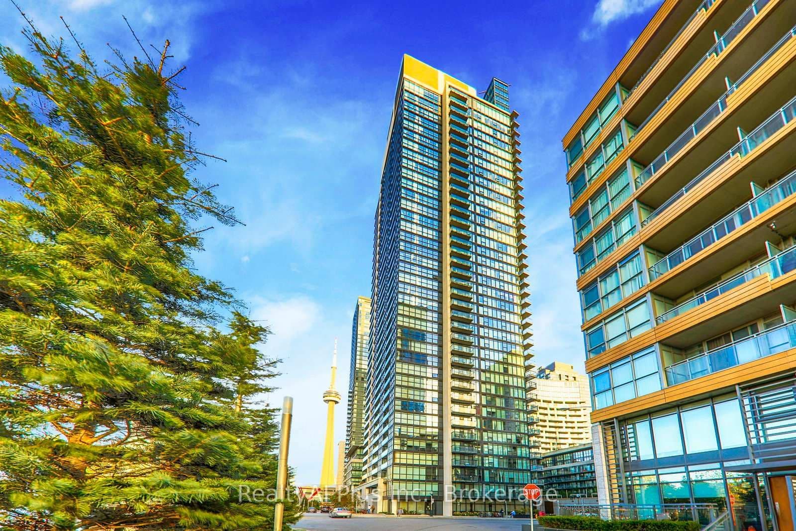 #3311 - 25 Capreol Court