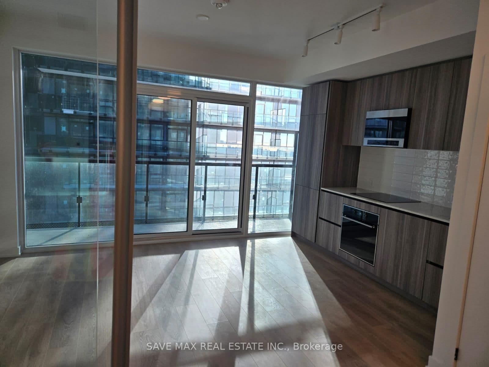 127 Broadway Avenue N, Unit 2607