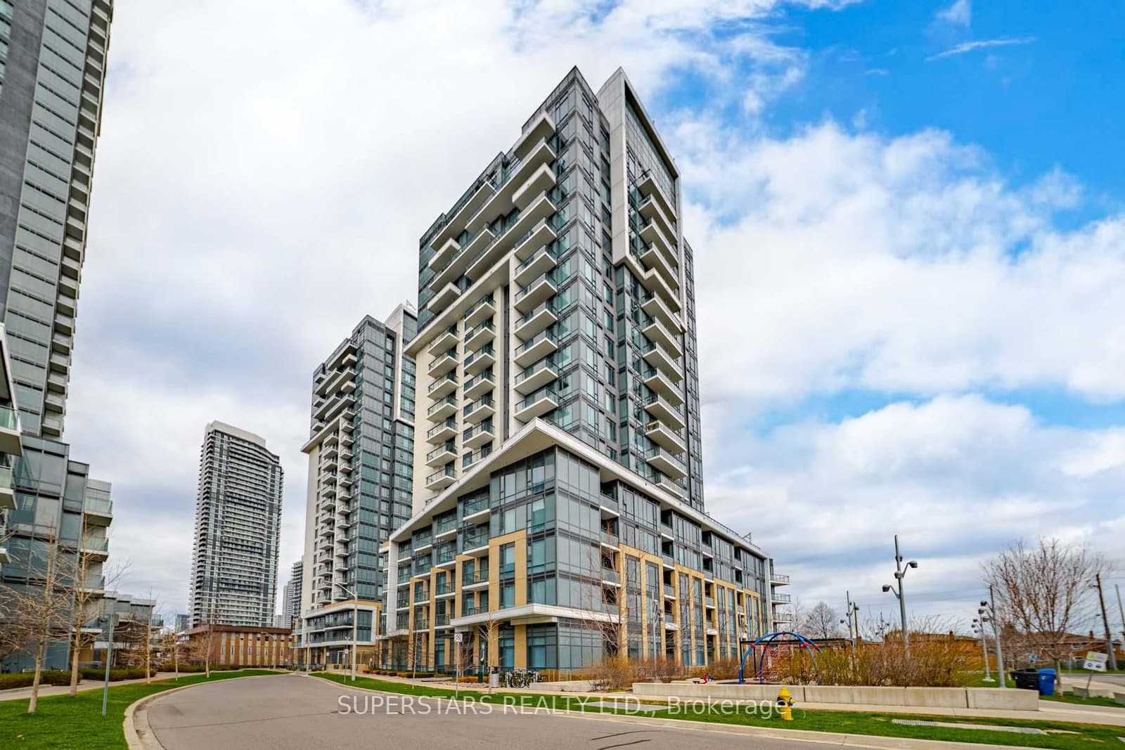 #261 - 60 Ann O'reilly Road
