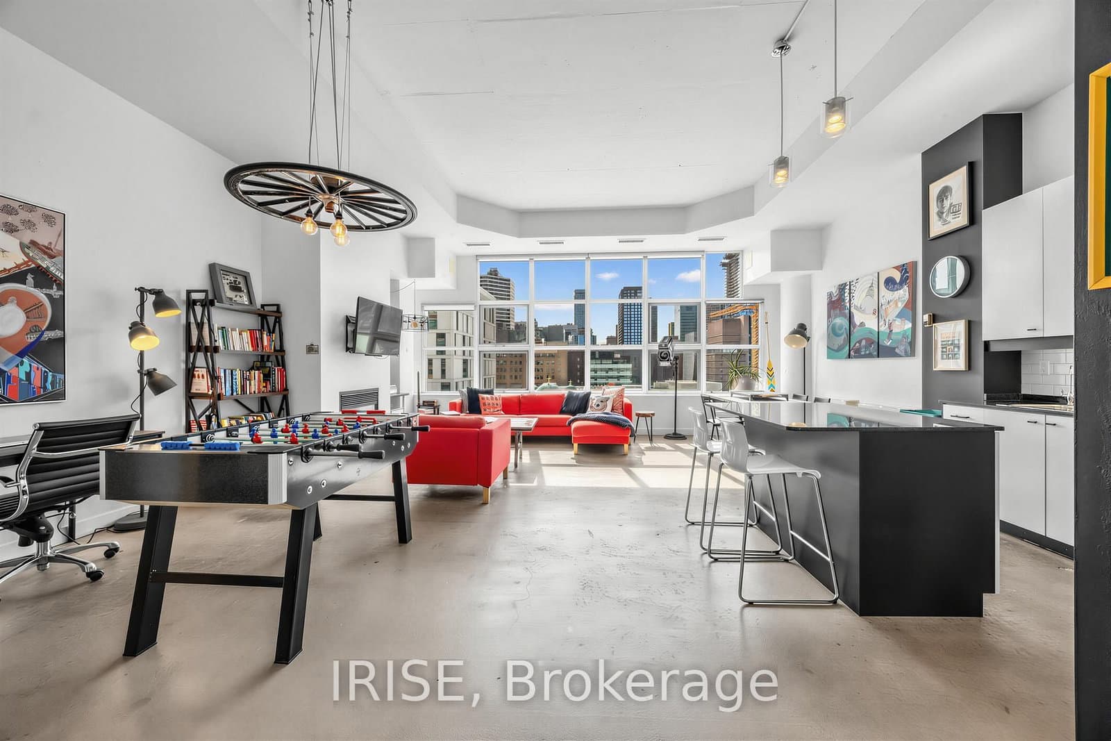 #707 - 155 Dalhousie Street