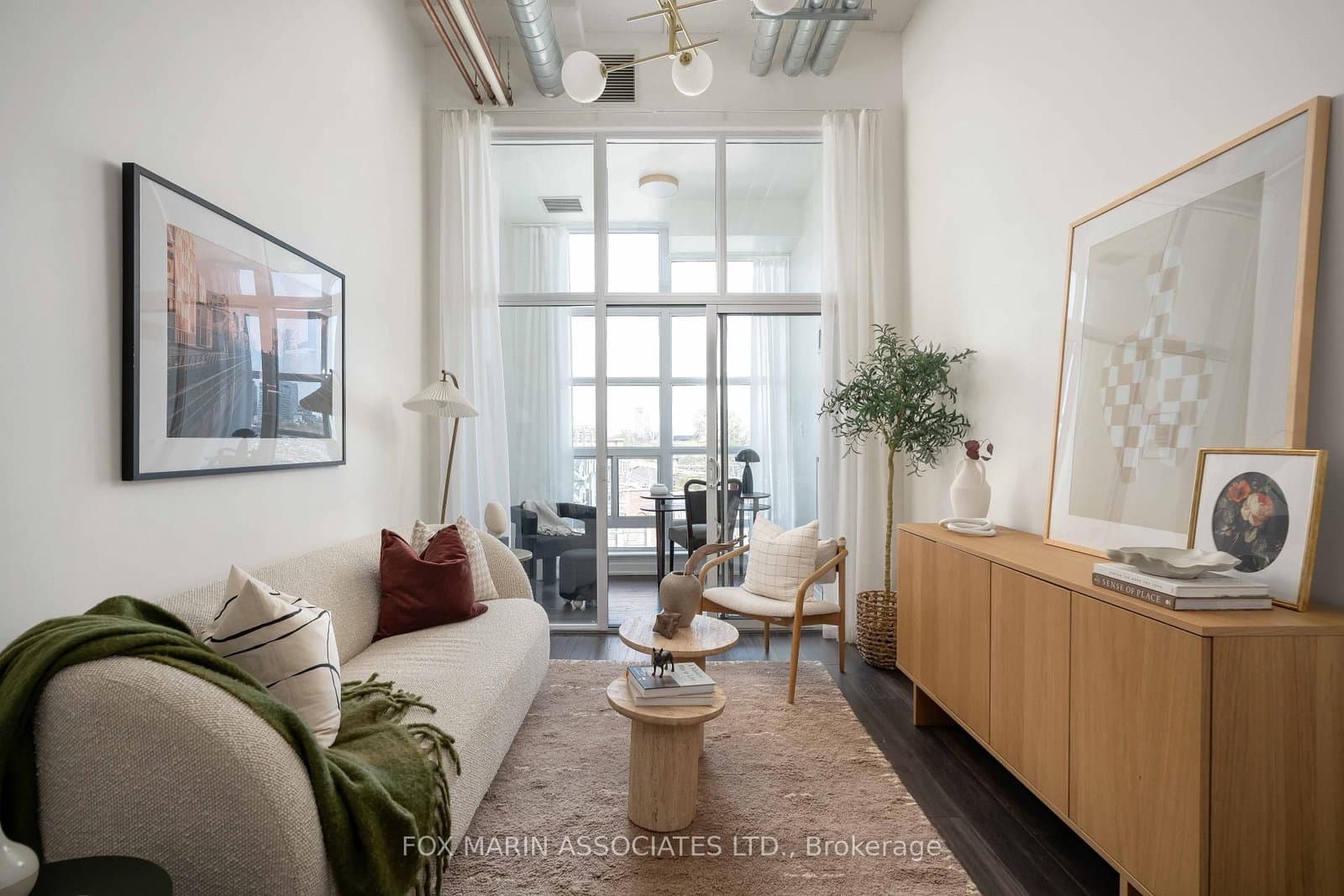 #430 - 380 Macpherson Avenue