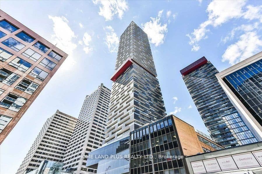 #5111 - 8 Eglinton Avenue E
