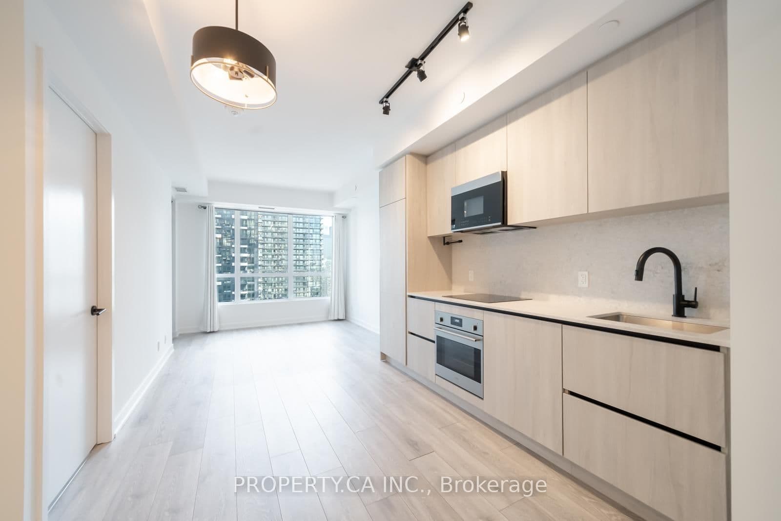 #3203 - 108 Peter Street