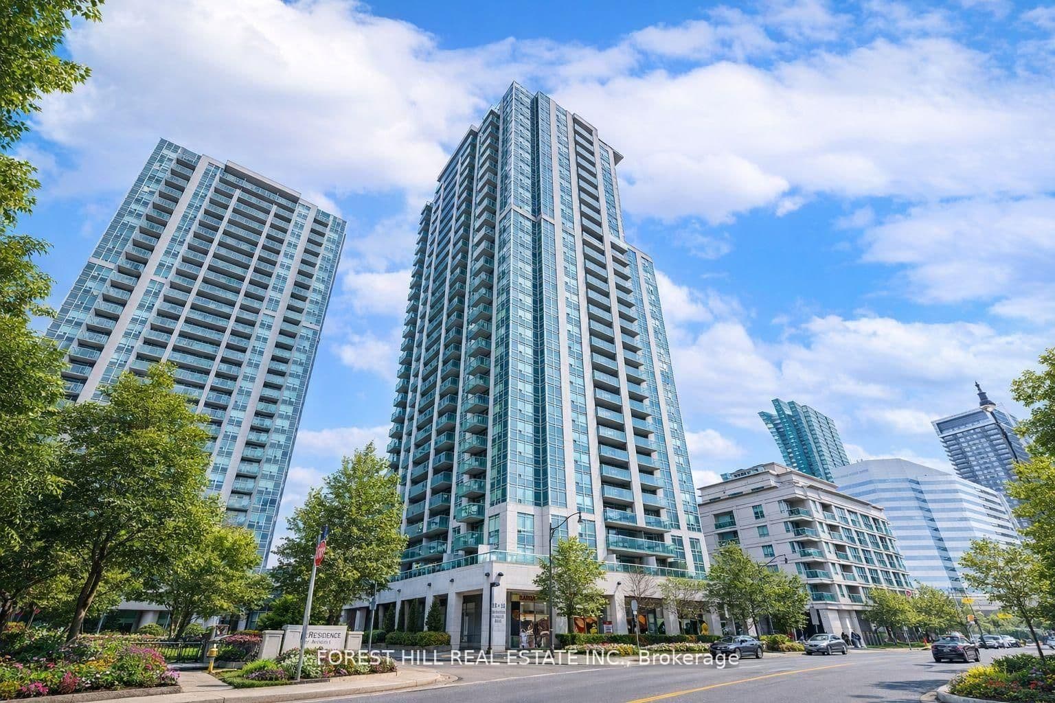 #304 - 16 Harrison Garden Boulevard