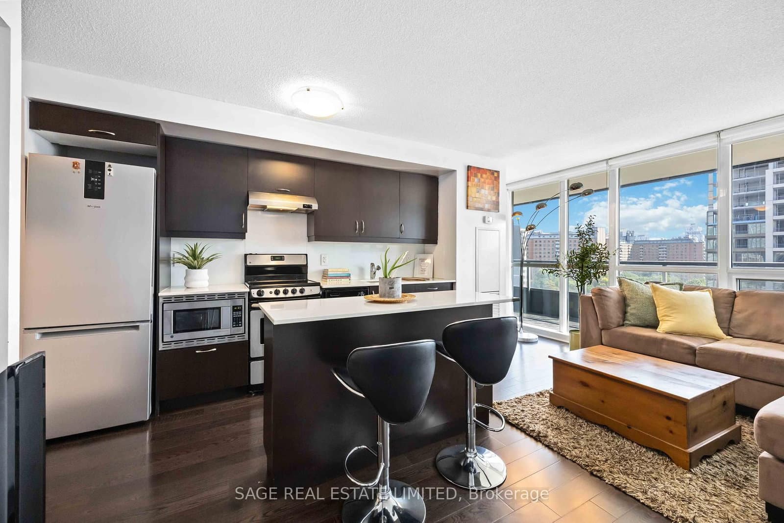 #1115 - 320 Richmond Street E