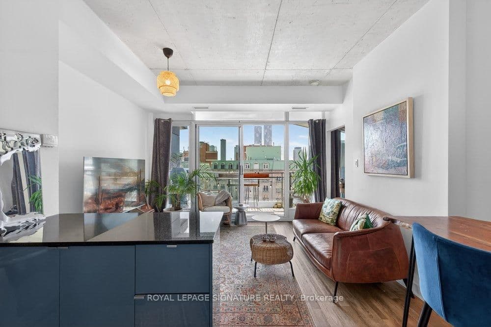 #1101 - 127 Queen Street E