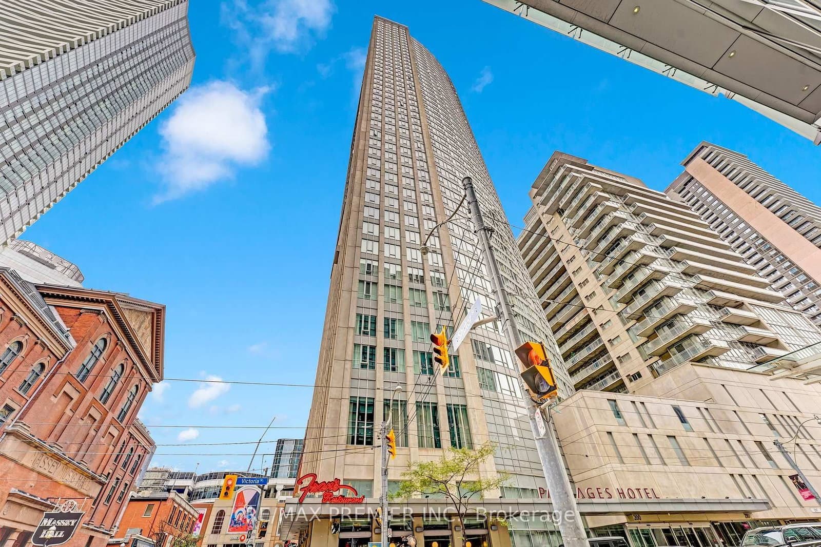 #4407 - 210 Victoria Street