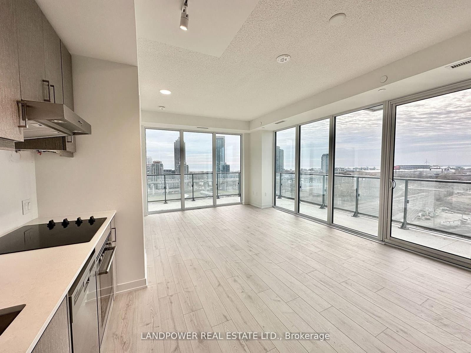 9 Tecumseth Street, Unit 1204