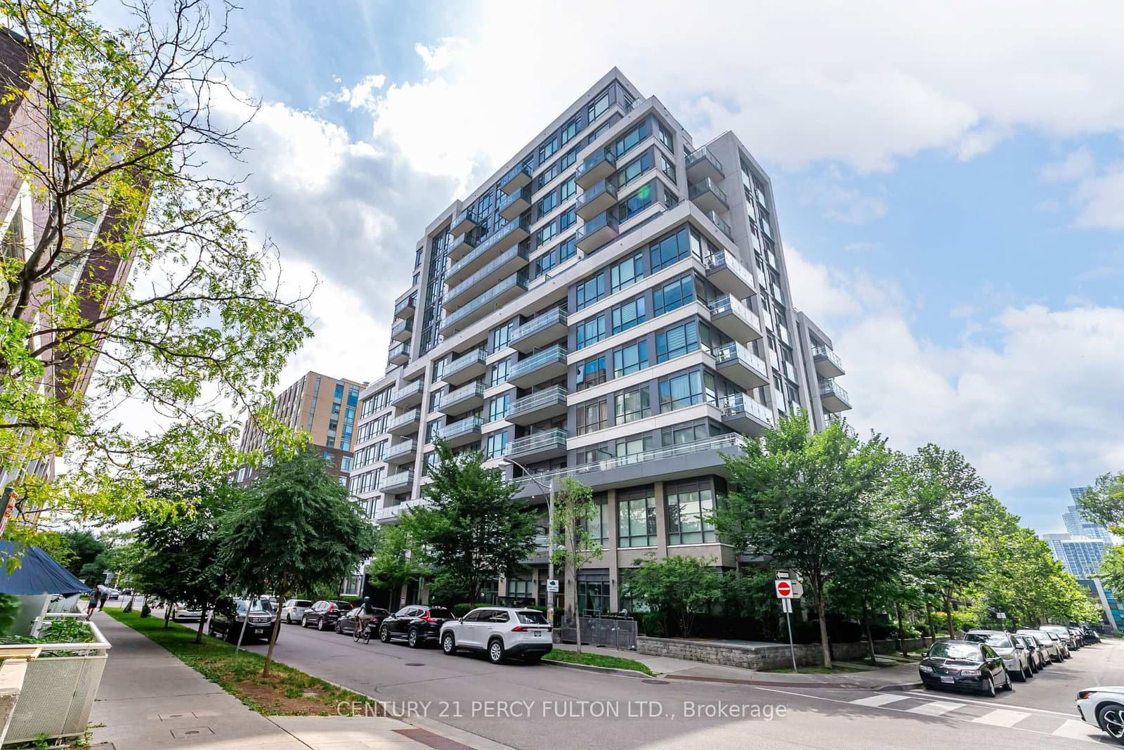 #414 - 200 Sackville Street