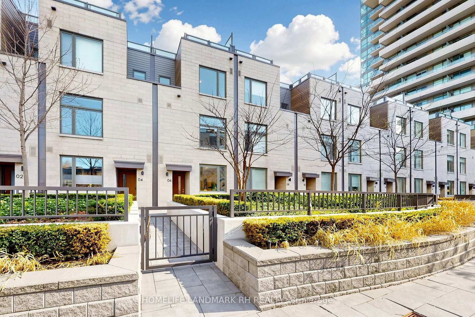 270 Davenport Road, Unit TH6