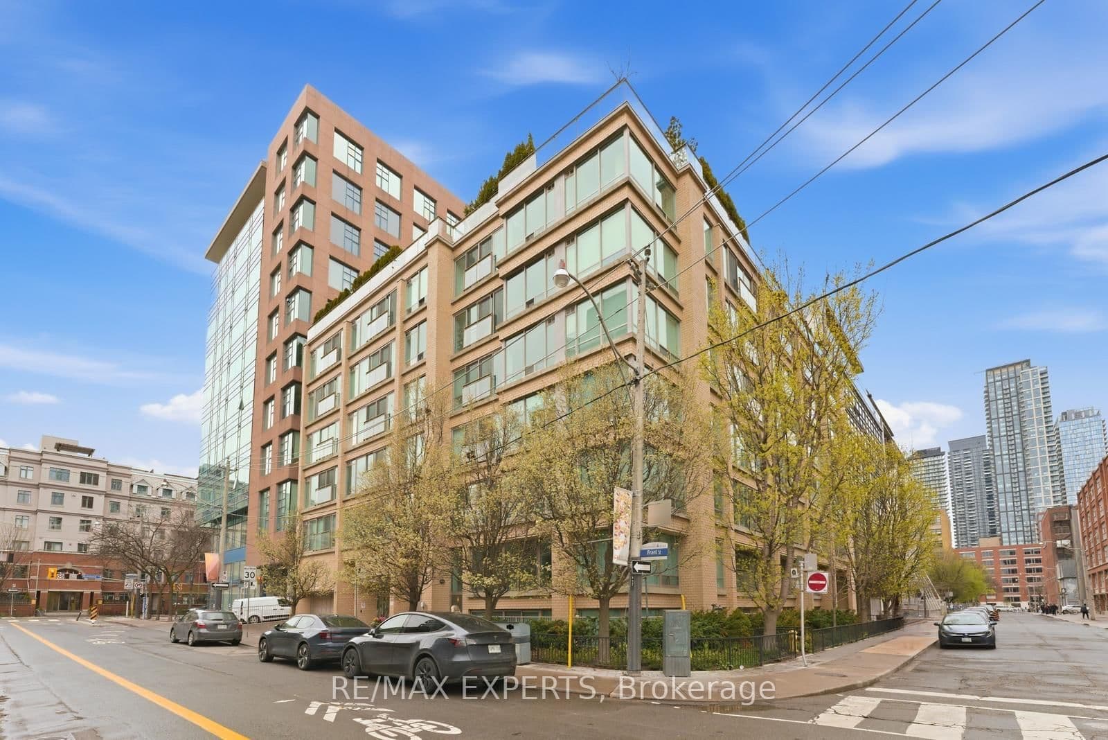 #707 - 50 Camden Street