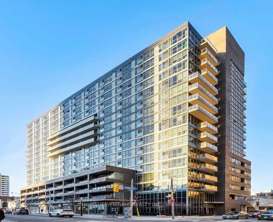 #902 - 320 Richmond Street E
