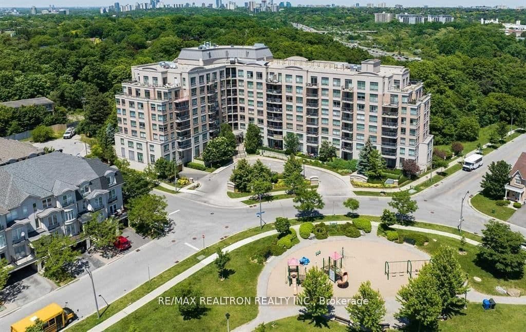 #414 - 16 Dallimore Circle